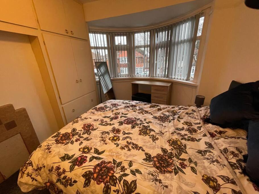 Large Beautiful 3 Bed House In City Of Birmingham Kültér fotó