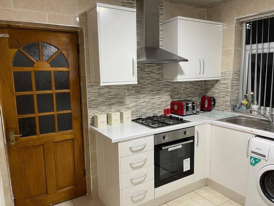 Large Beautiful 3 Bed House In City Of Birmingham Kültér fotó